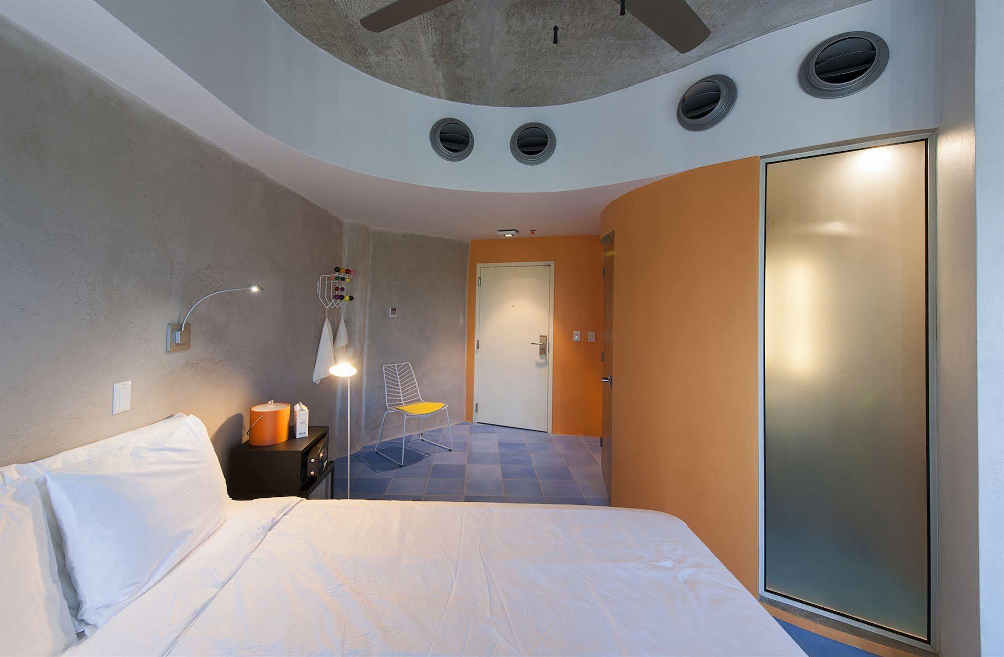 El Blok Hotel Векес Екстериор снимка