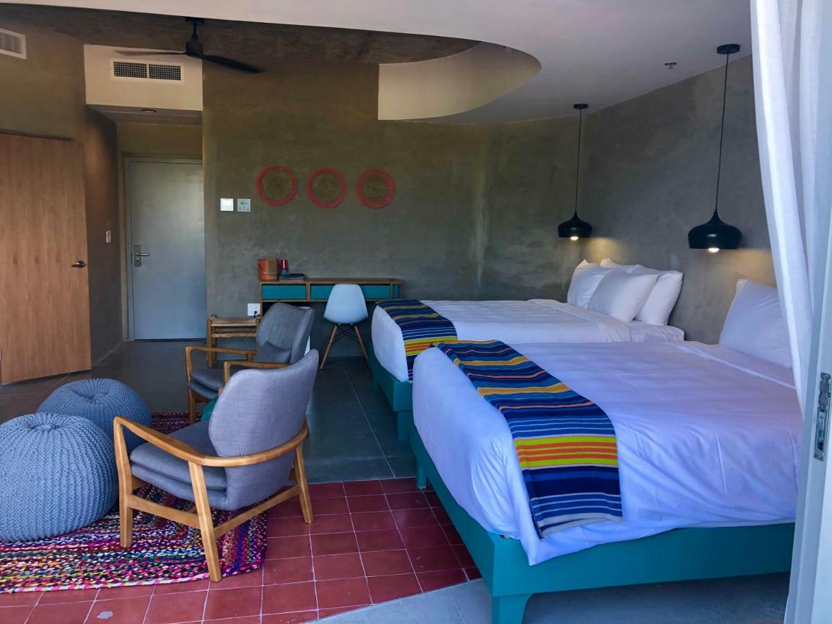 El Blok Hotel Векес Екстериор снимка